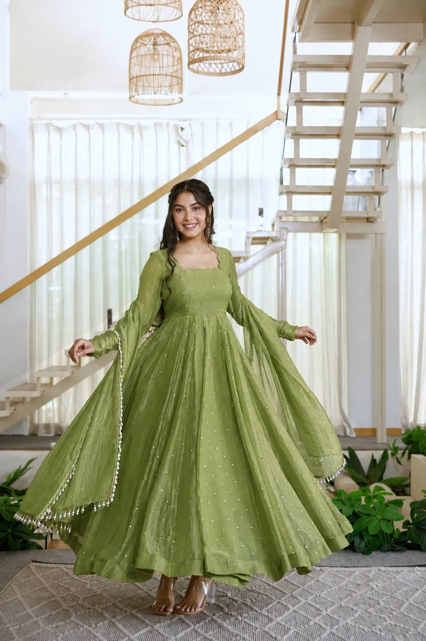 Foil Work Silk Gown - Green - 2