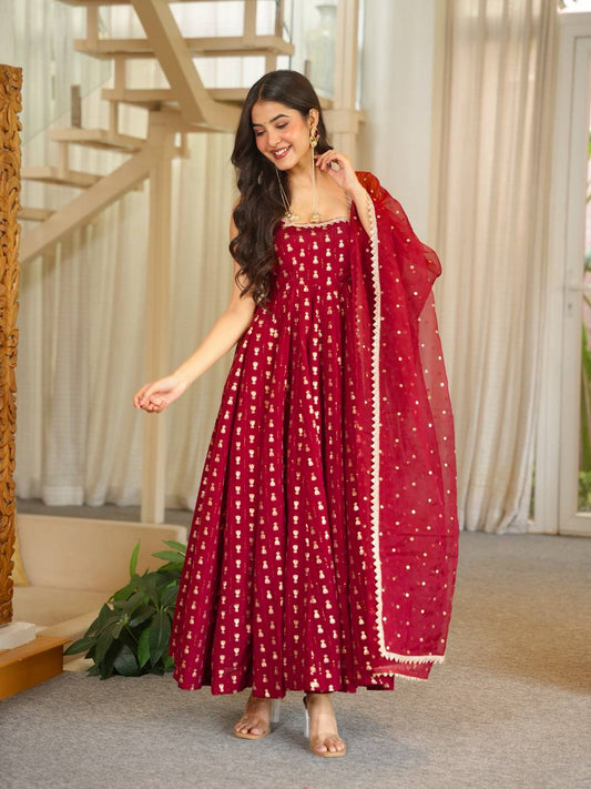 Maroon Jacquard Butti Sleeveless Anarkali - 1