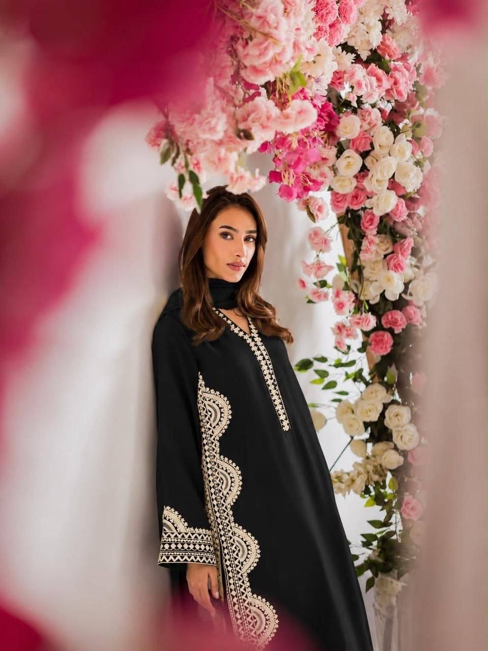 Oversized Embroidered Straight Kurta Suit - Black - 2