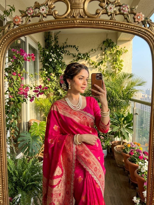 Gulmohar Dola Silk Weaving Saree